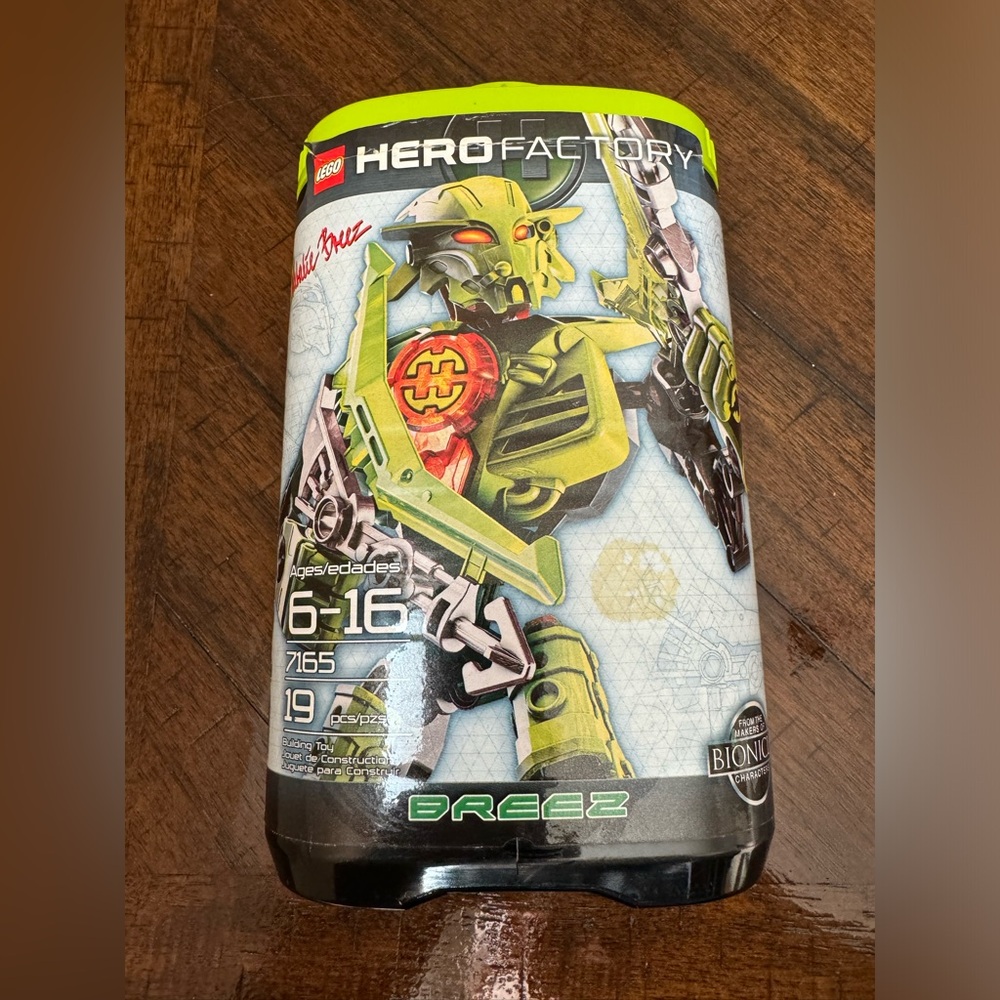 Lego Hero Factory 7165 Breez with Instructions and Canister